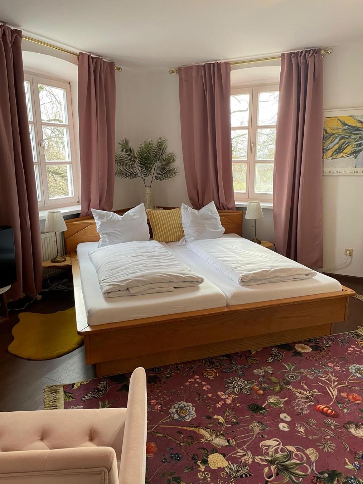 Il Castello Hotel Haiming Ngoại thất bức ảnh